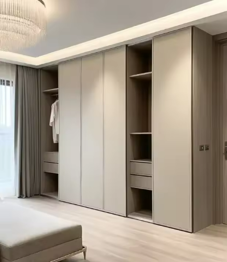 Modern Built-In Wardrobe