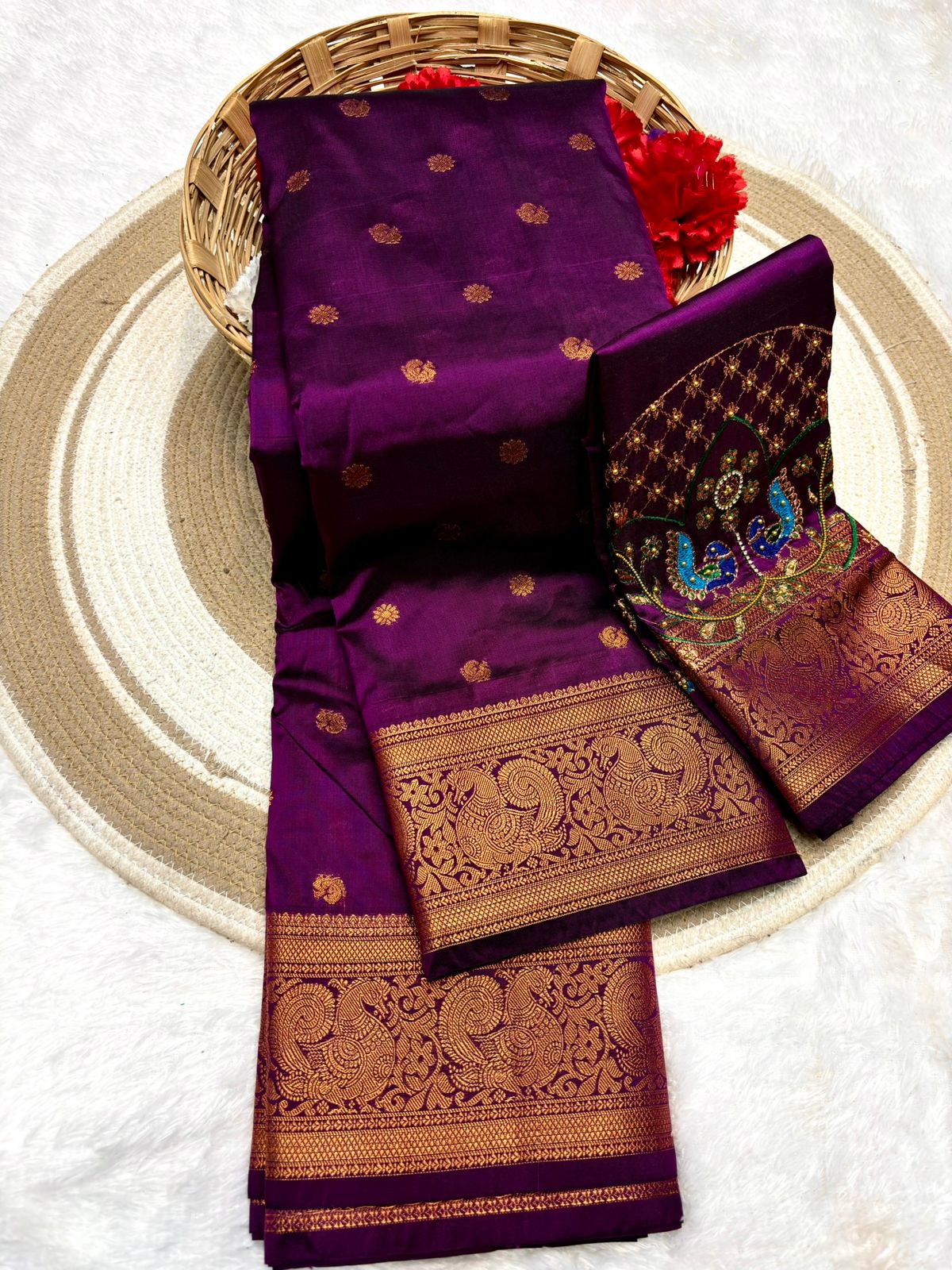 Shraddha Traditional Kanjeevaram Paithani