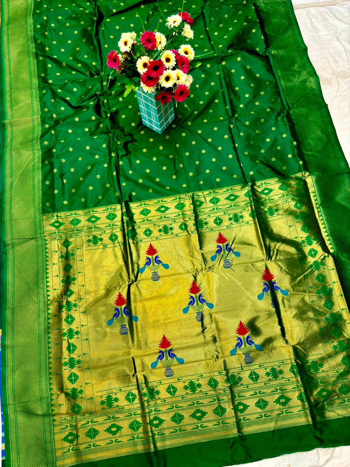 Yeola Double Pallu Paithani – Elegance in Every Drape