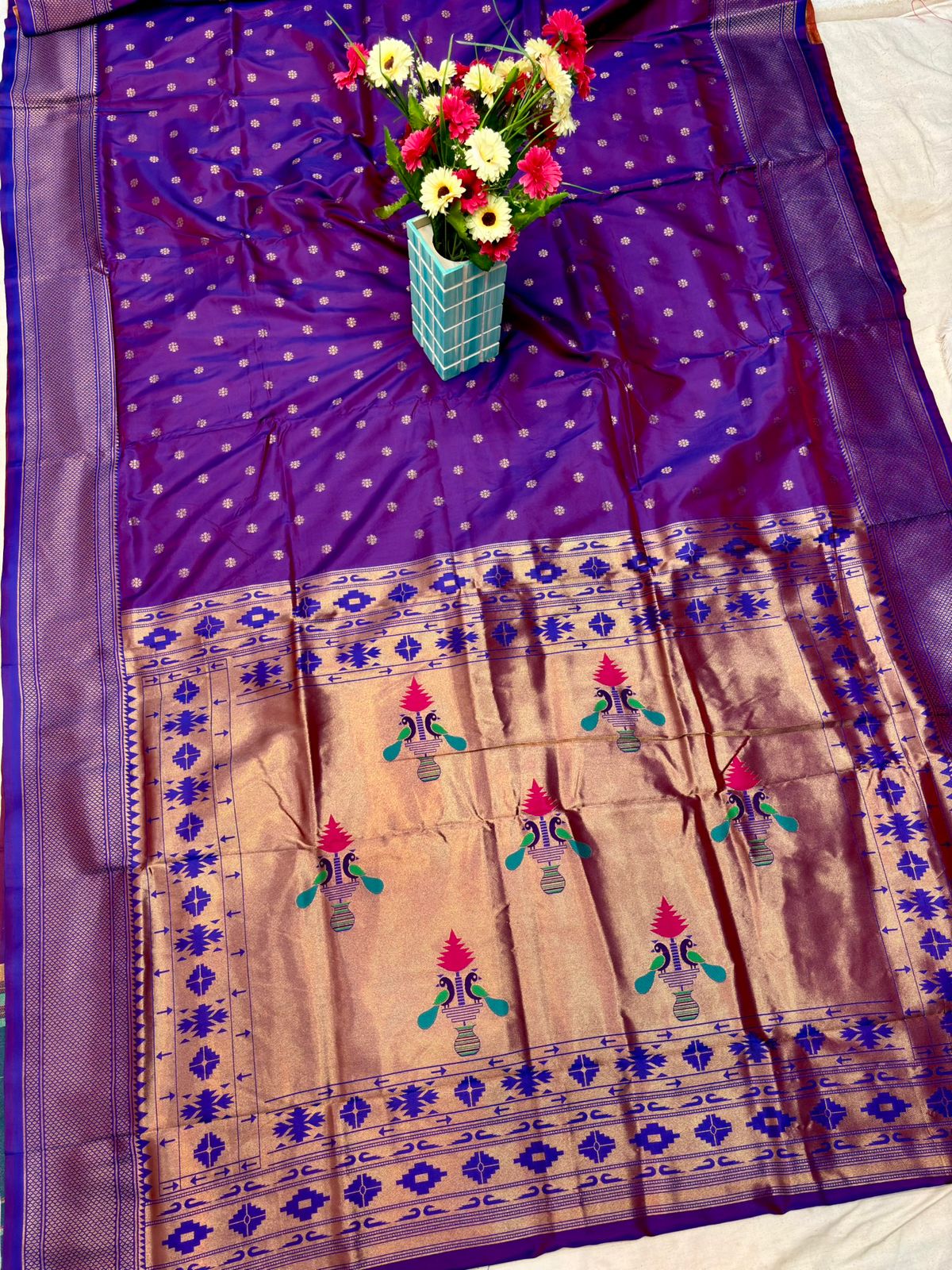 Yeola Double Pallu Paithani – Elegance in Every Drape