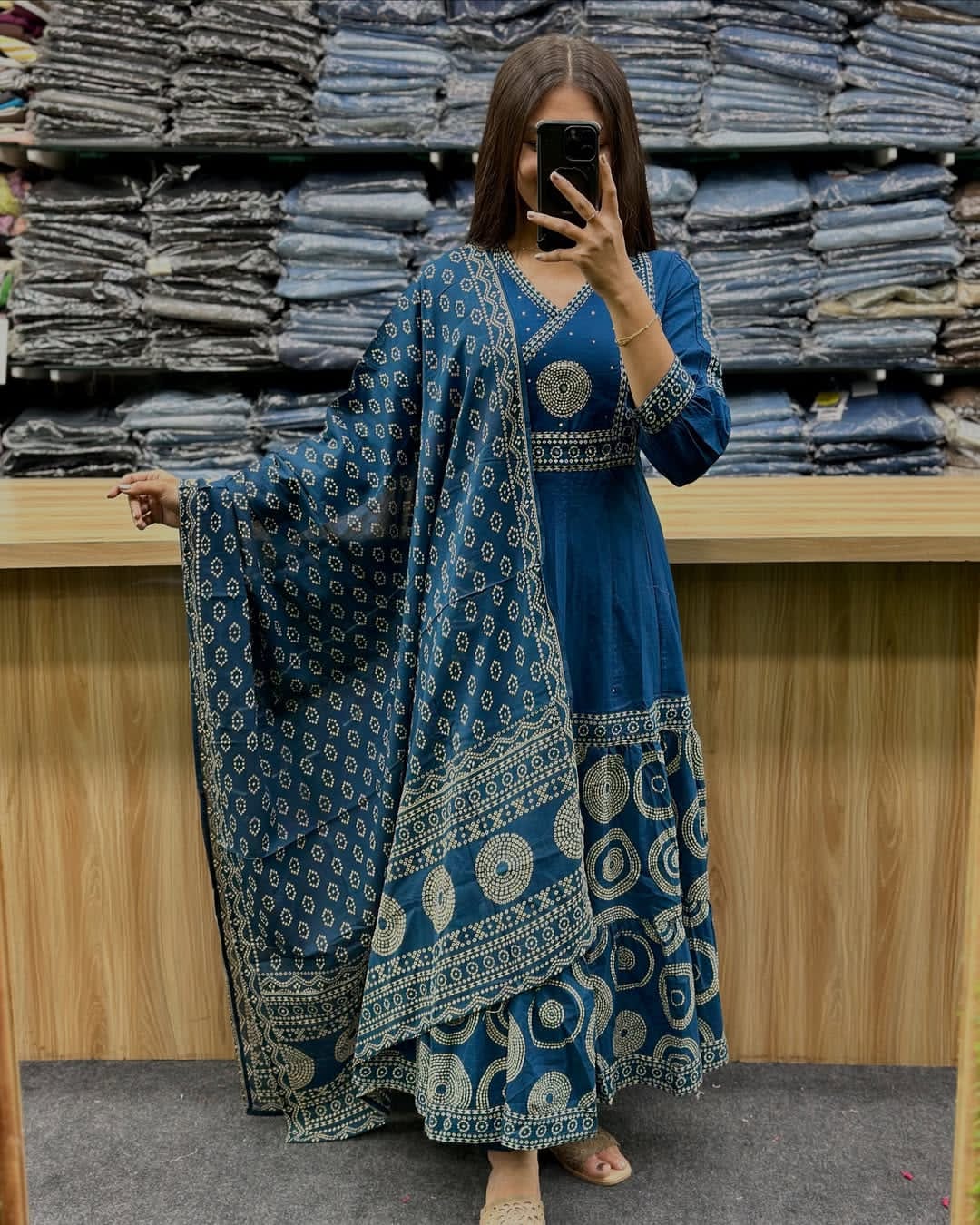 ✨ Festival Special Dhamaka – Designer Anarkali Kurta Set ✨