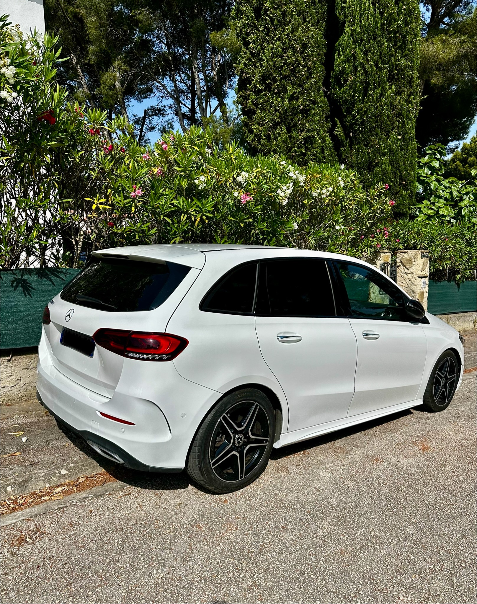 MERCEDES-BENZ class B200d pack AMG