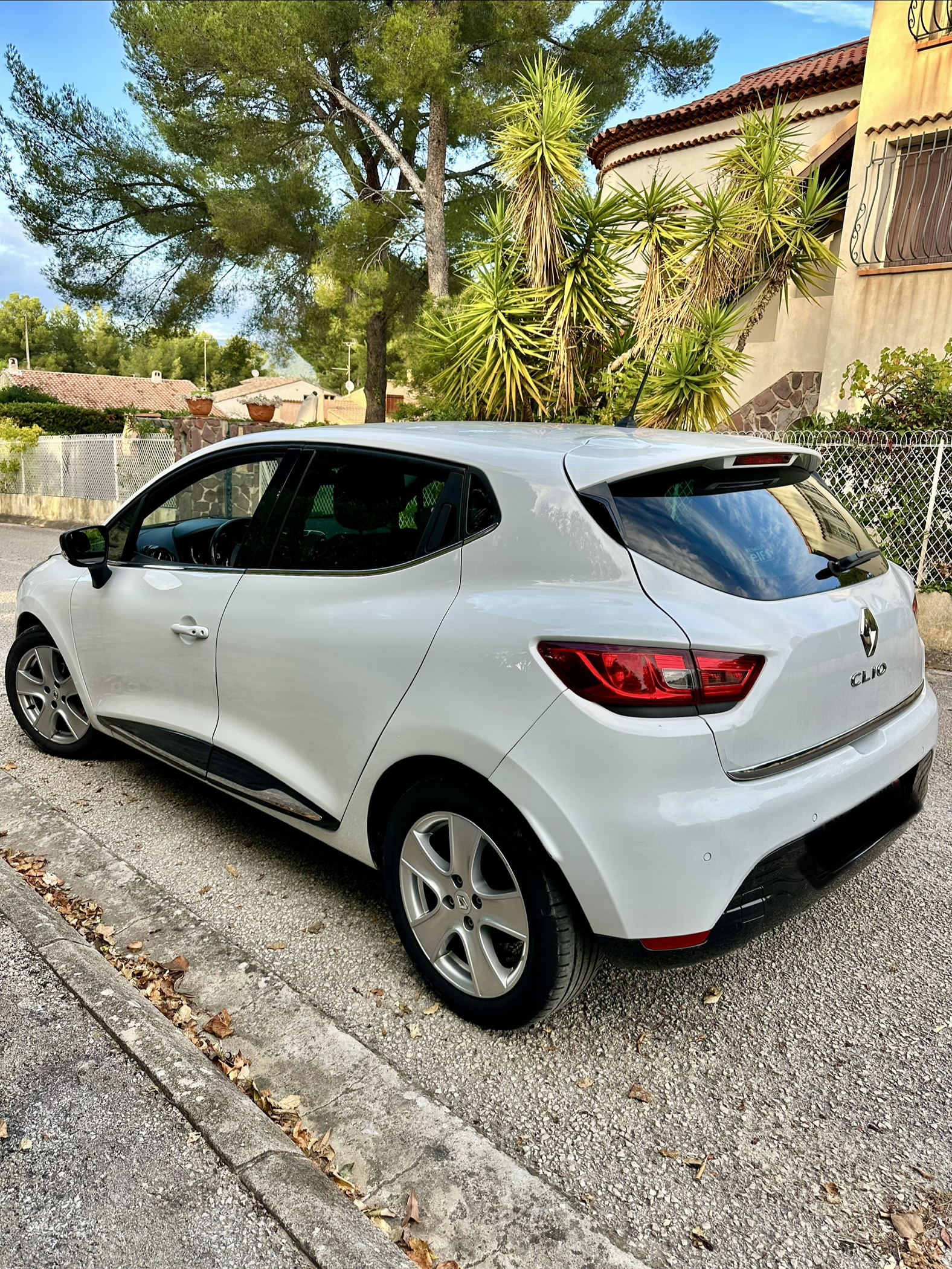 CLIO IV - 1.2 TCe 120ch - AUTOMATIQUE