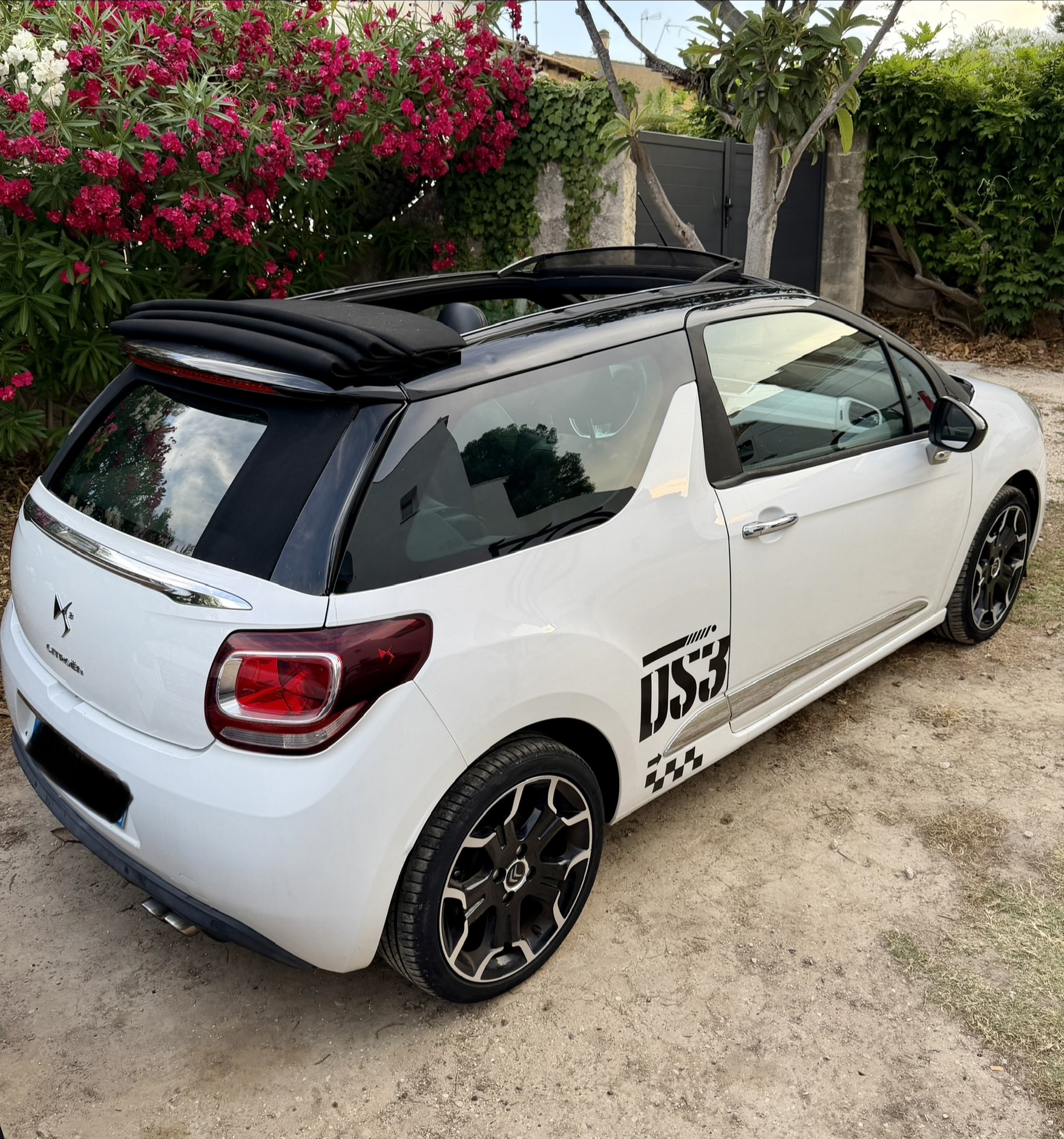 Citroën DS3 Cabriolet 1.6 THP 156 CH – Boîte manuelle 