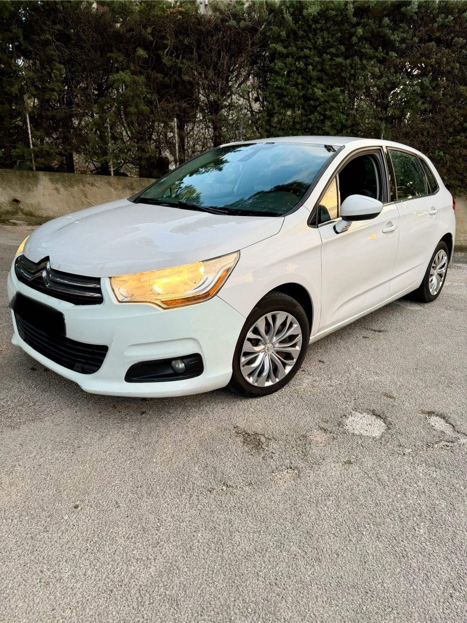 Citroën C4 Phase 2 1.6 e-HDi 110 CH – 2013 – 2ᵉ main