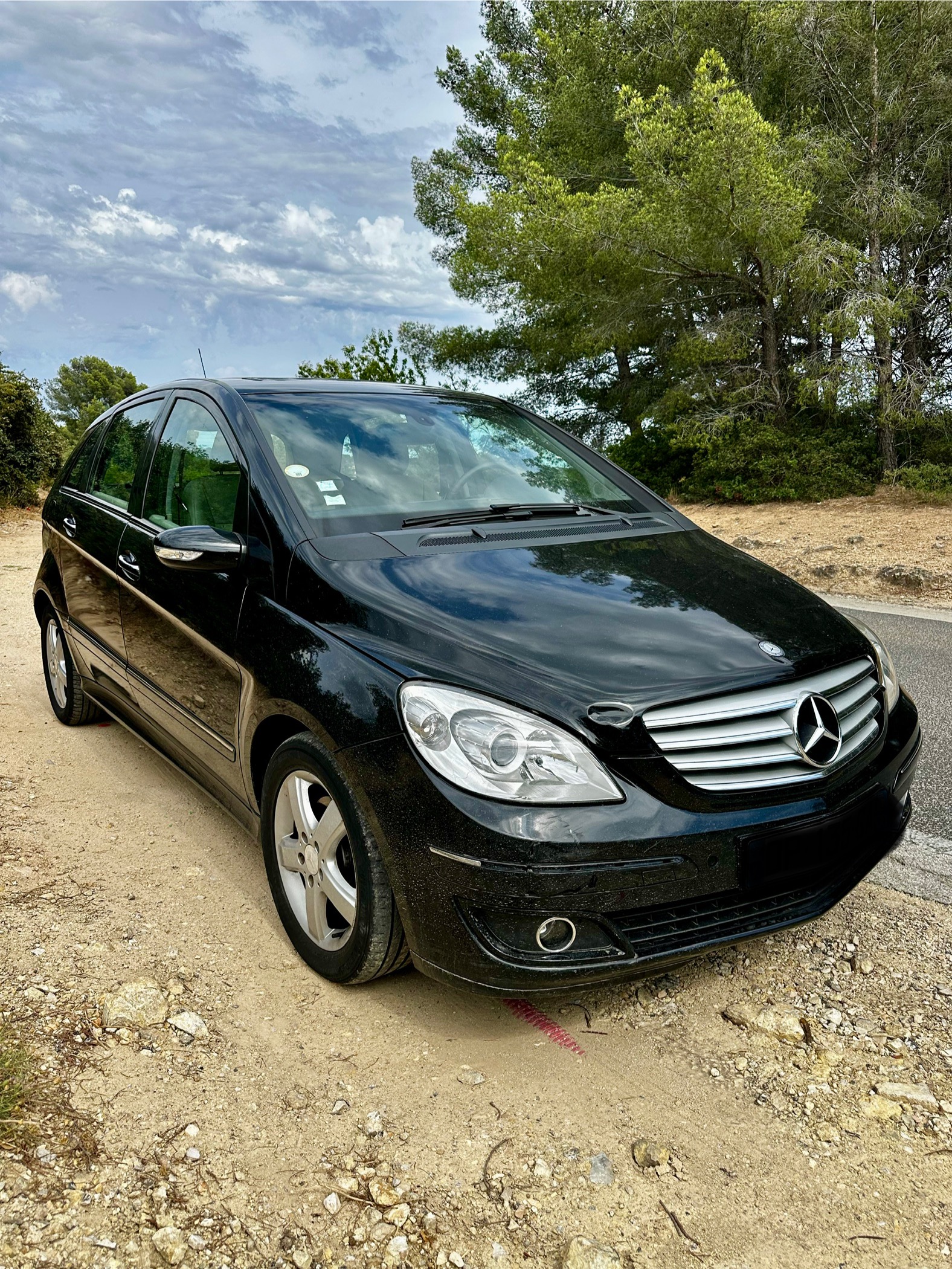 MERCEDES-BENZ CLASS B200D