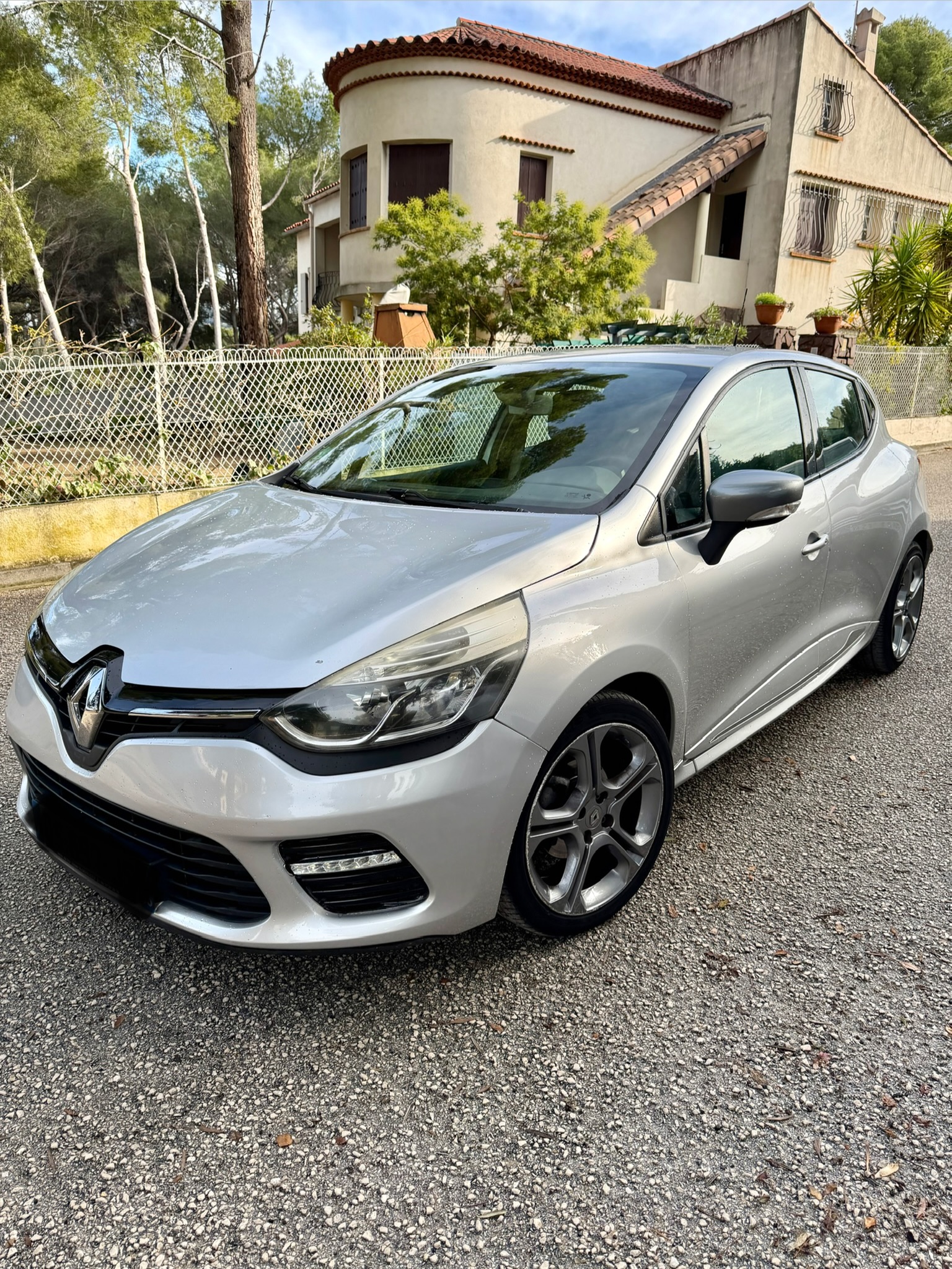 Renault Clio IV – 1.2 TCe 120 ch – Boîte automatique – Finition GT Line