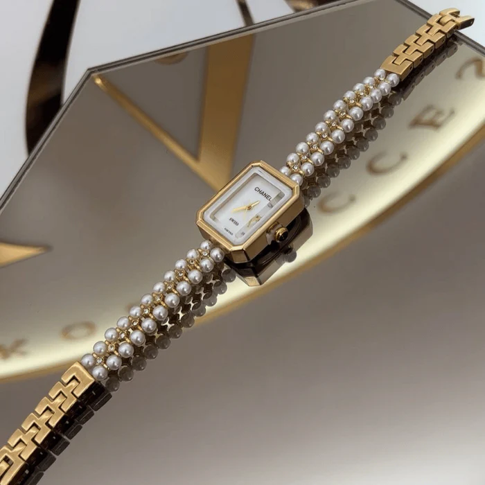 Montre Joaillière Chanel - L'Éclat Intemporel des Perles