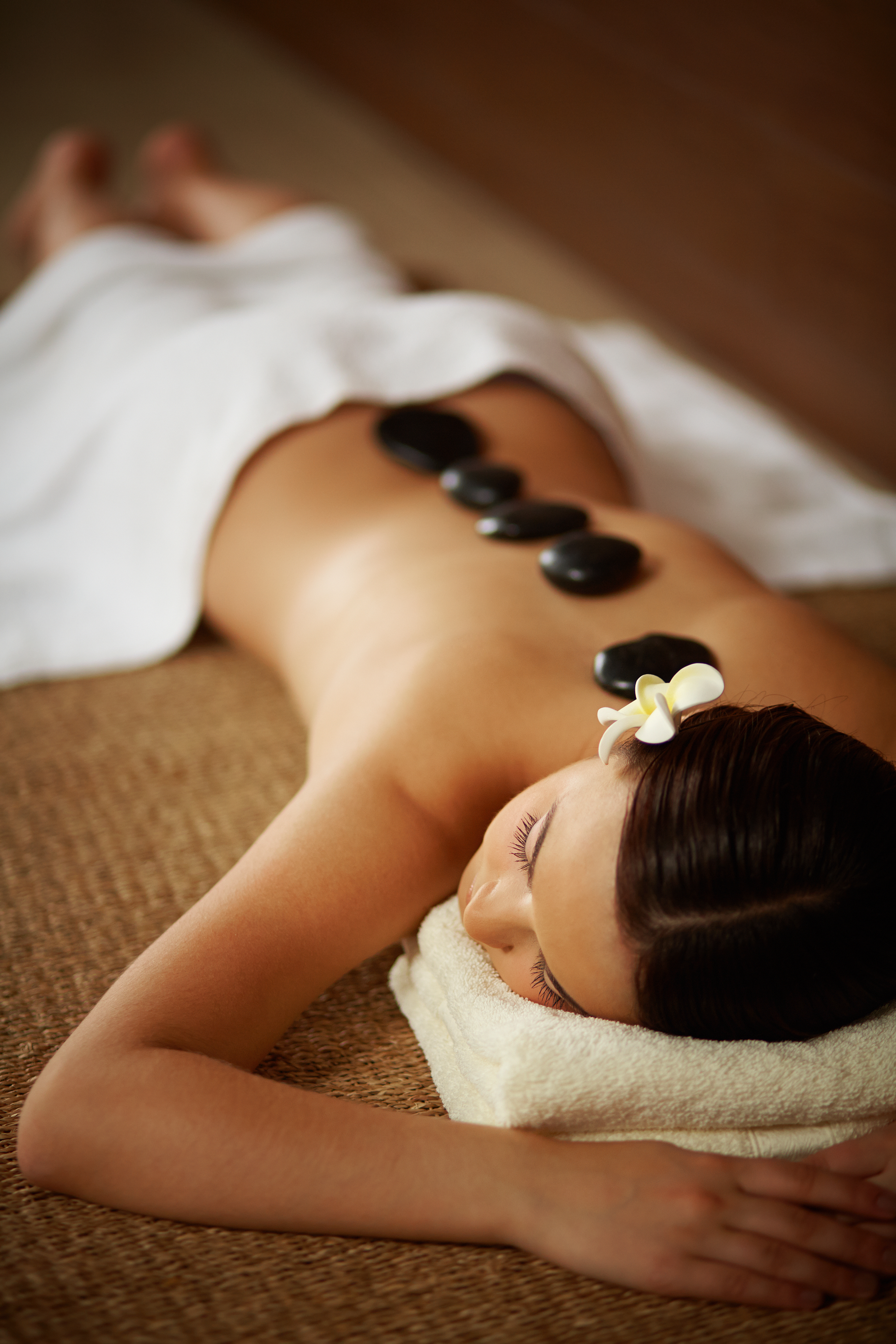 MJ Luxury Hot Stone Body Massage