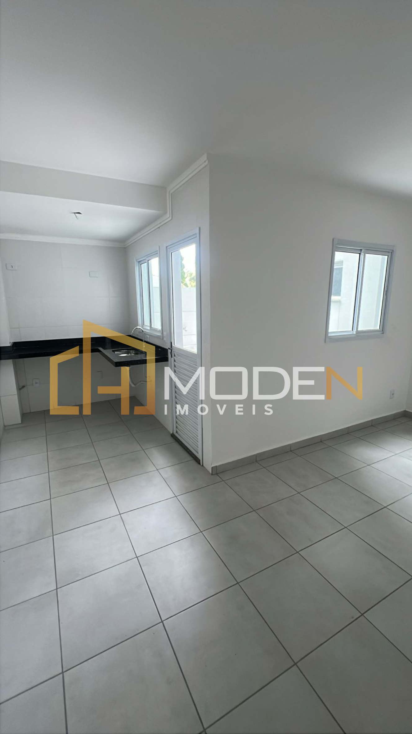 0083 - APARTAMENTO GUIOMAR - VILA GUIOMAR