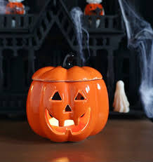 Pumpkin-Shaped Ceramic Wax Melter