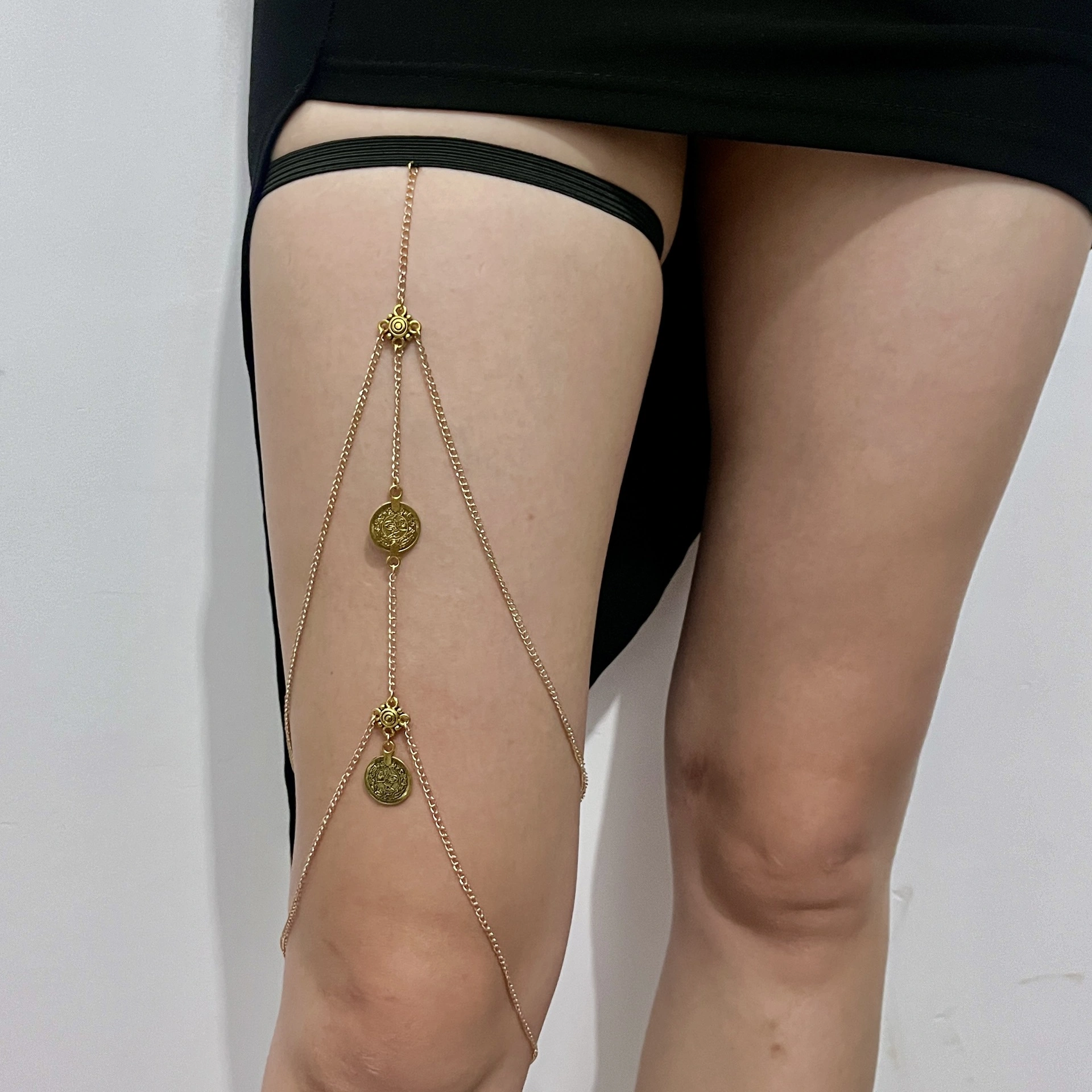 Gold Chain thigh jewellery