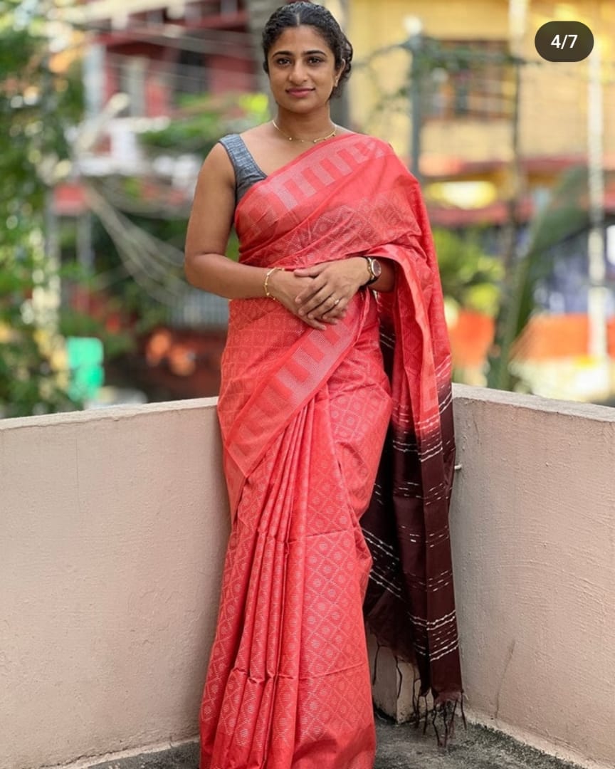 EXCLUSIVE PRIMIUM QUALITY ALL OVER KATHA BAPTA SILK SAREE