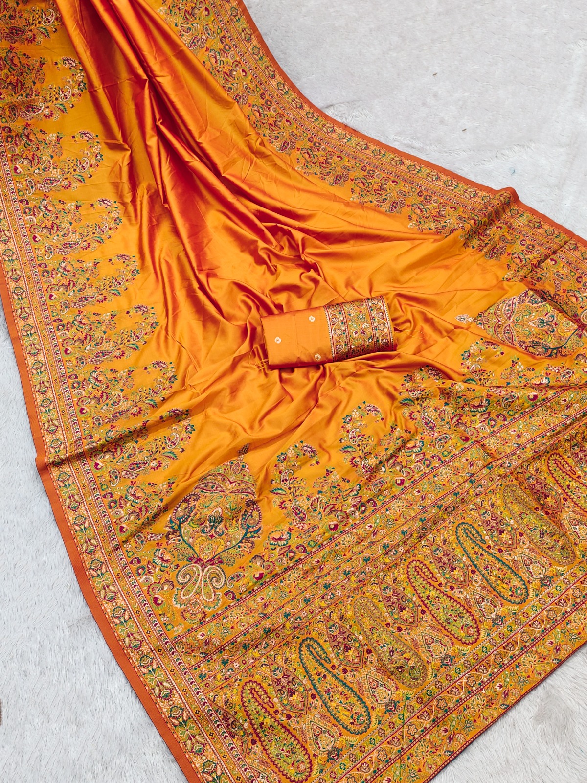 Super soft pure (unique collection) party wear karani pashmina Silk