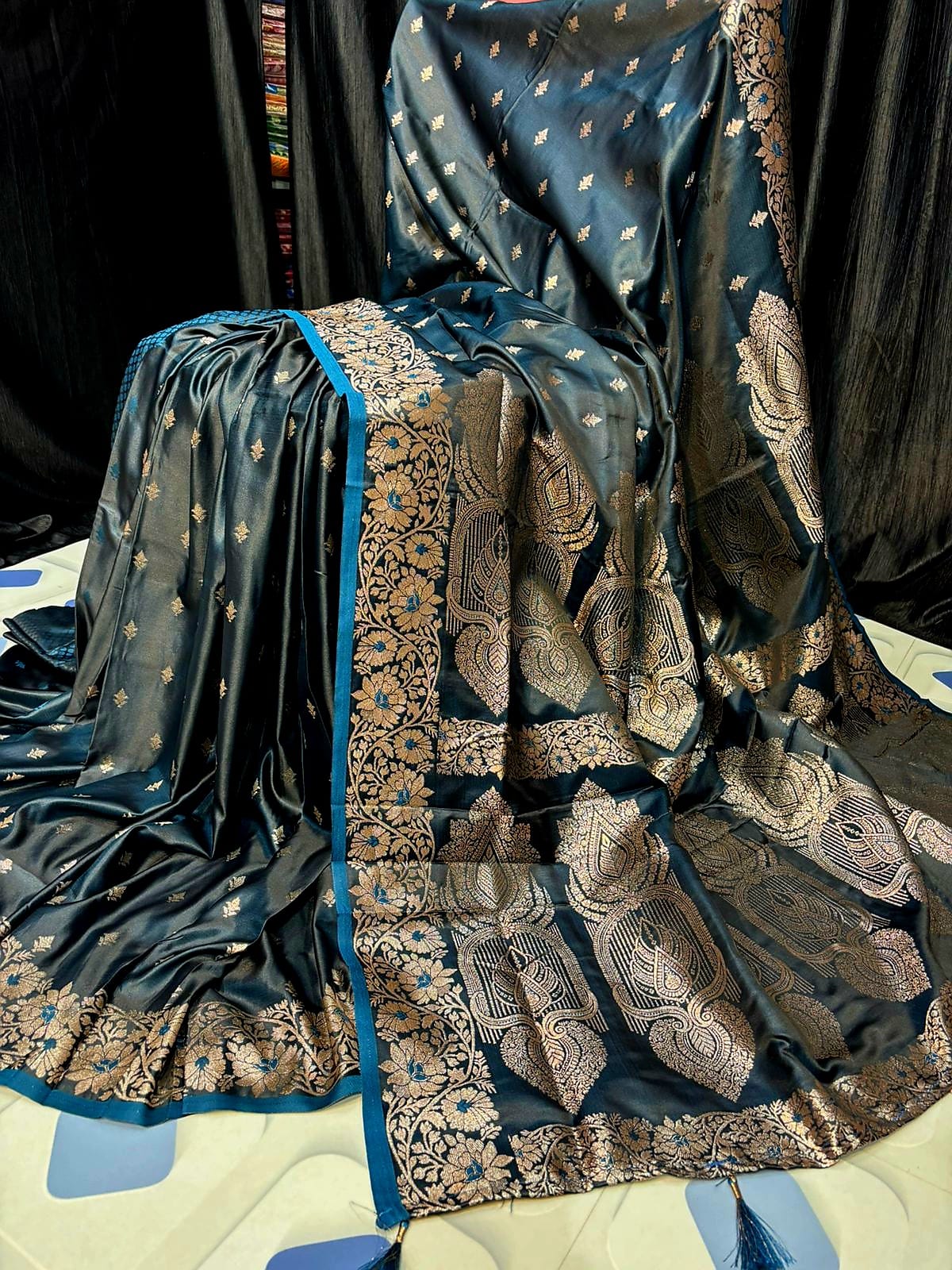 Sathan gaggi banarasi saree