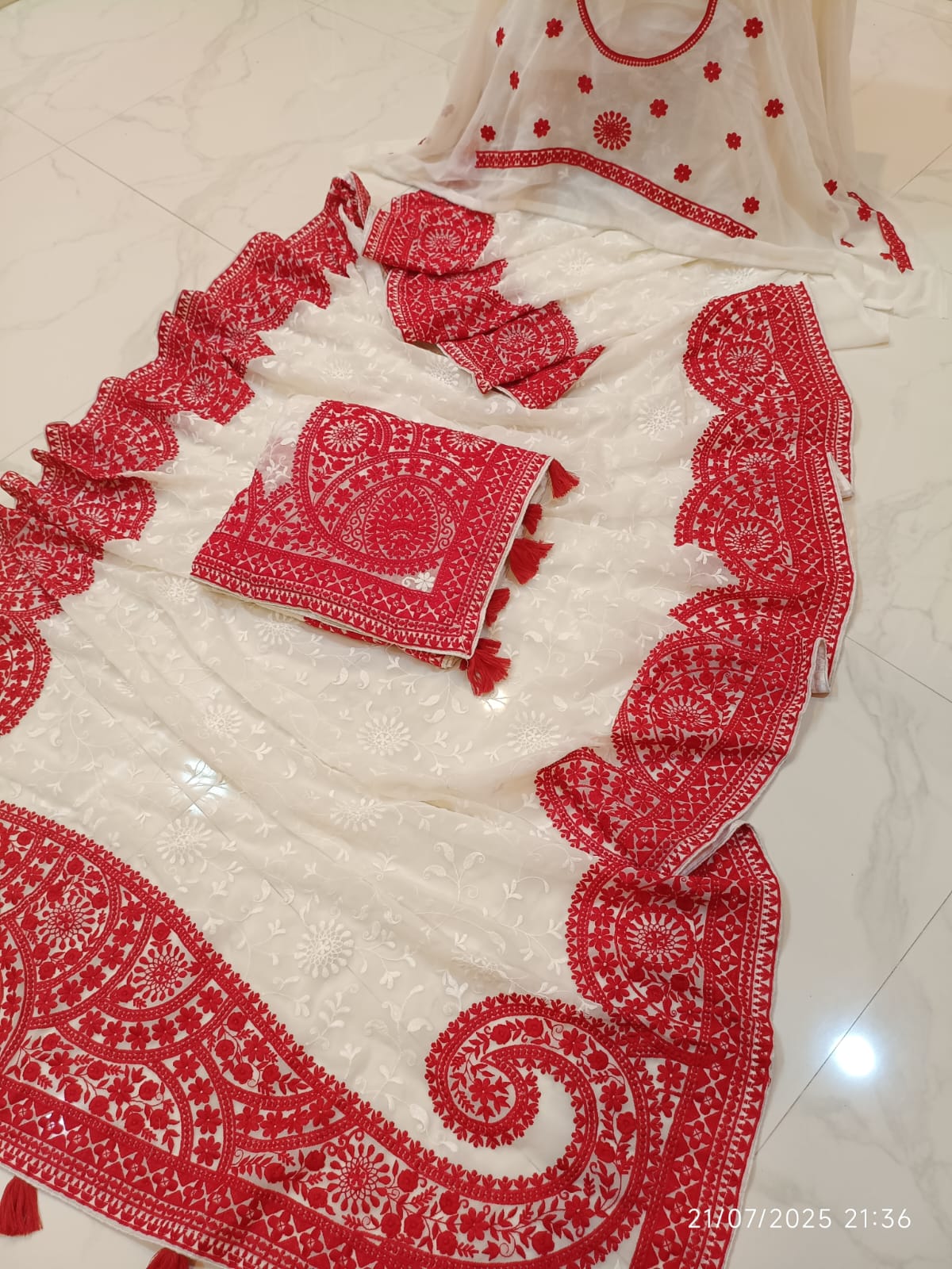 LUCKNOW CHIKANKARI WORK GEORGETTE SAREE
