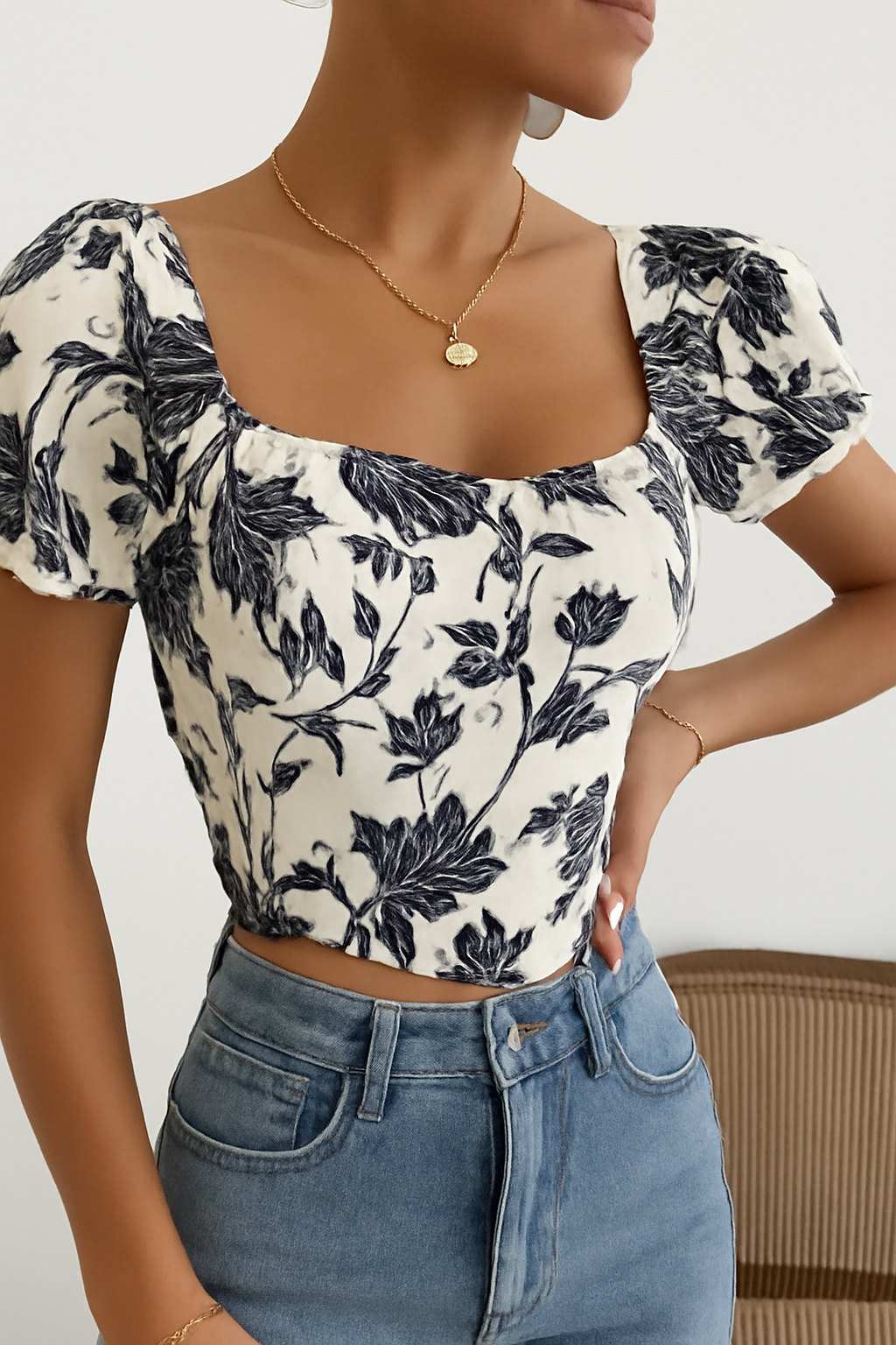 WOMEN PRINTED FLORAL CROP TOP