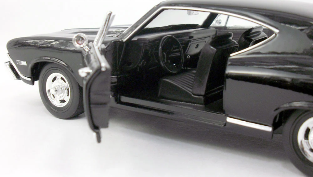 Black 1968 Chevy Chevelle Diecast Car 1/24 Welly New