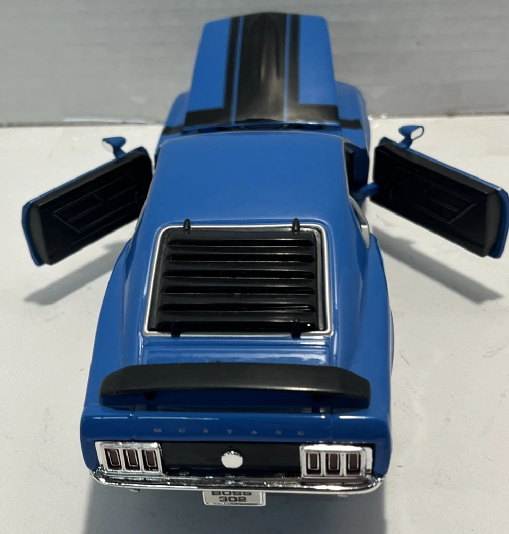 Diecast 1970 Blue Ford Mustang Welly 1/24 New