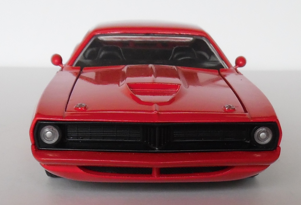 Red Diecast 1973 Plymouth Barracuda 1/24 Jada New