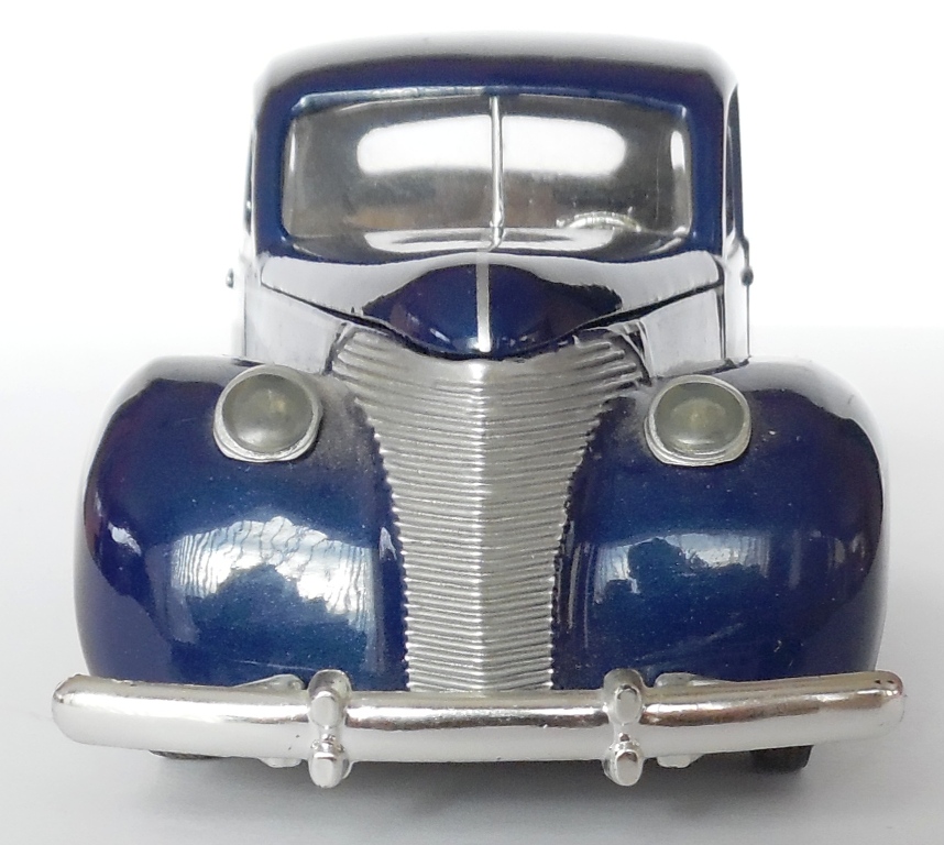 1940 Dark Blue Ford Coupe 1/24 New