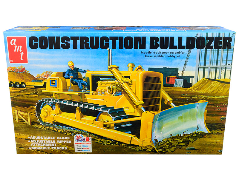 Brand new 1/25 scale plastic model kit of Construction Bulldozer (Skill 3)
