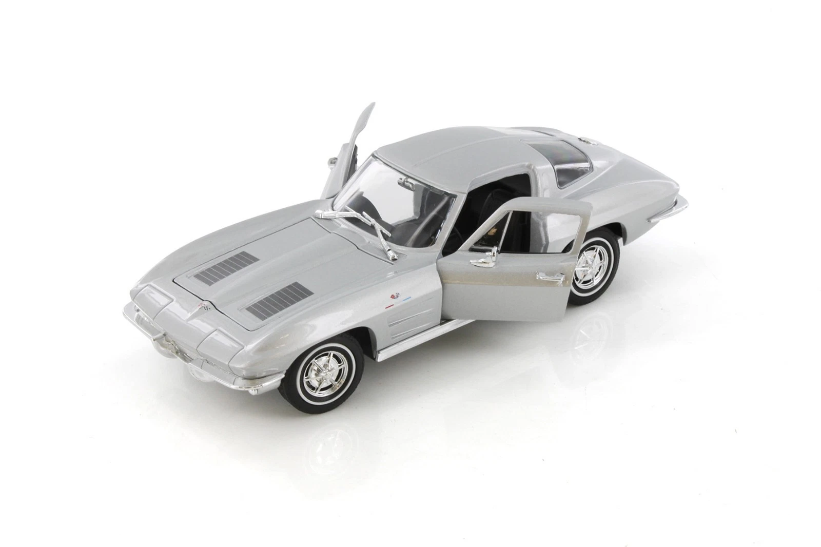 Diecast 1963 Silver Chevy Corvette Welly 1/24 New