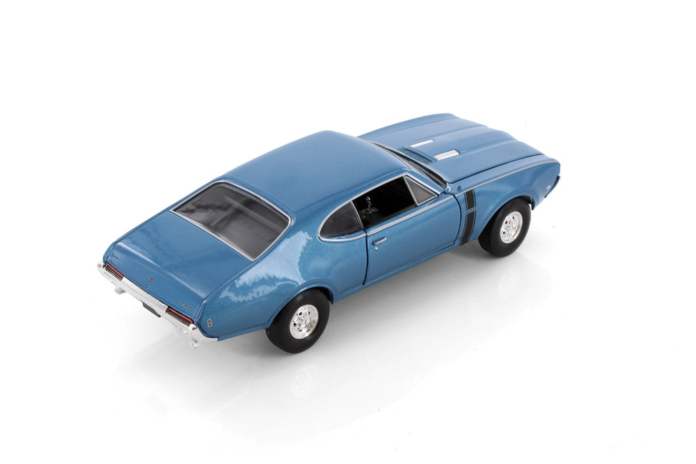 Diecast 1968 Blue Oldsmobile 442 Welly 1/24 New