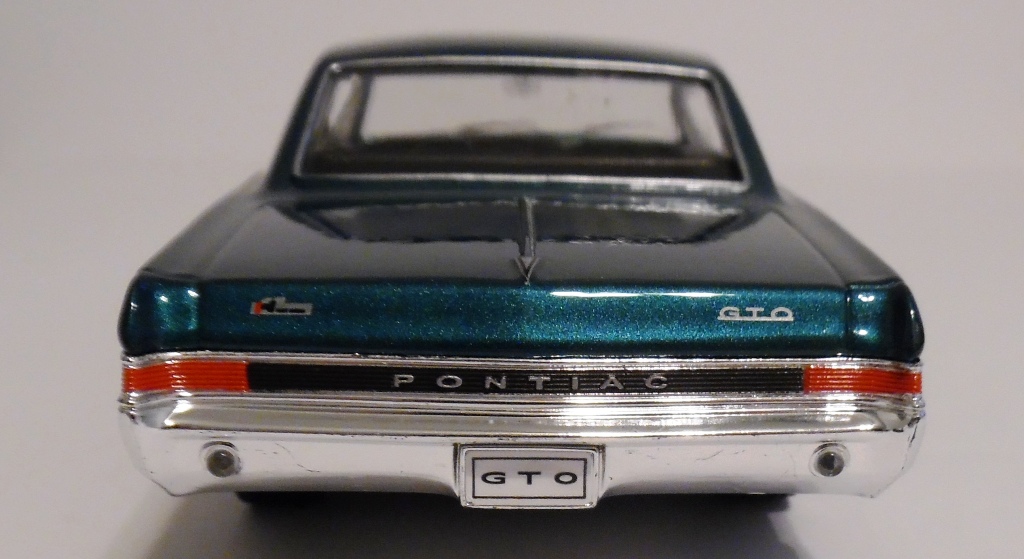Diecast Green 1965 Pontiac GTO 1/24 Welly New