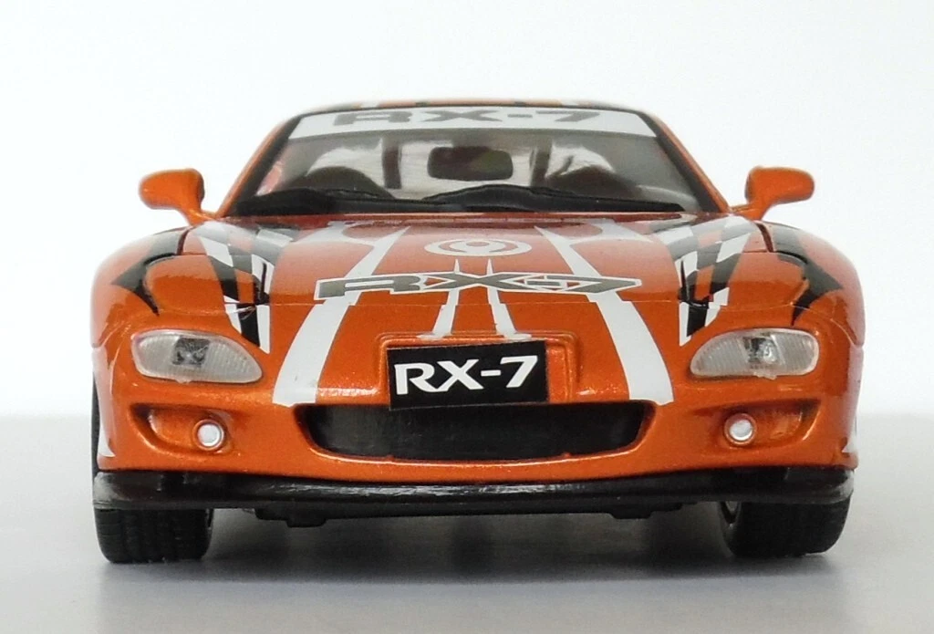 Mazda RX-7 Twin Turbo 1:24 Diecast Motor Max Factory-Tuned Screaming Machines New