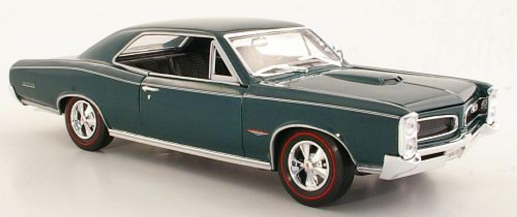 Green 1965 Pontiac GTO Diecast Car 1/24 Welly New