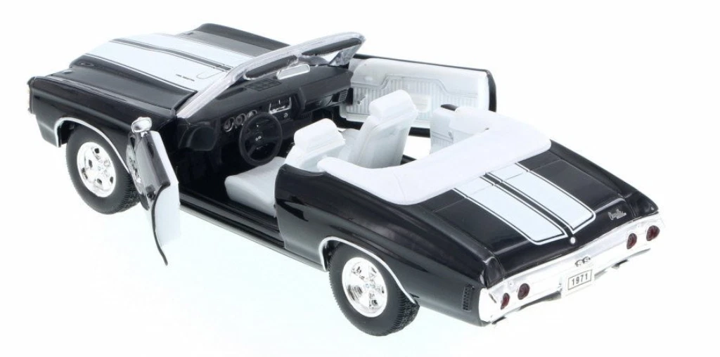 Black 1971 Chevelle SS 454 Convertible Diecast Car 1/24 Welly New