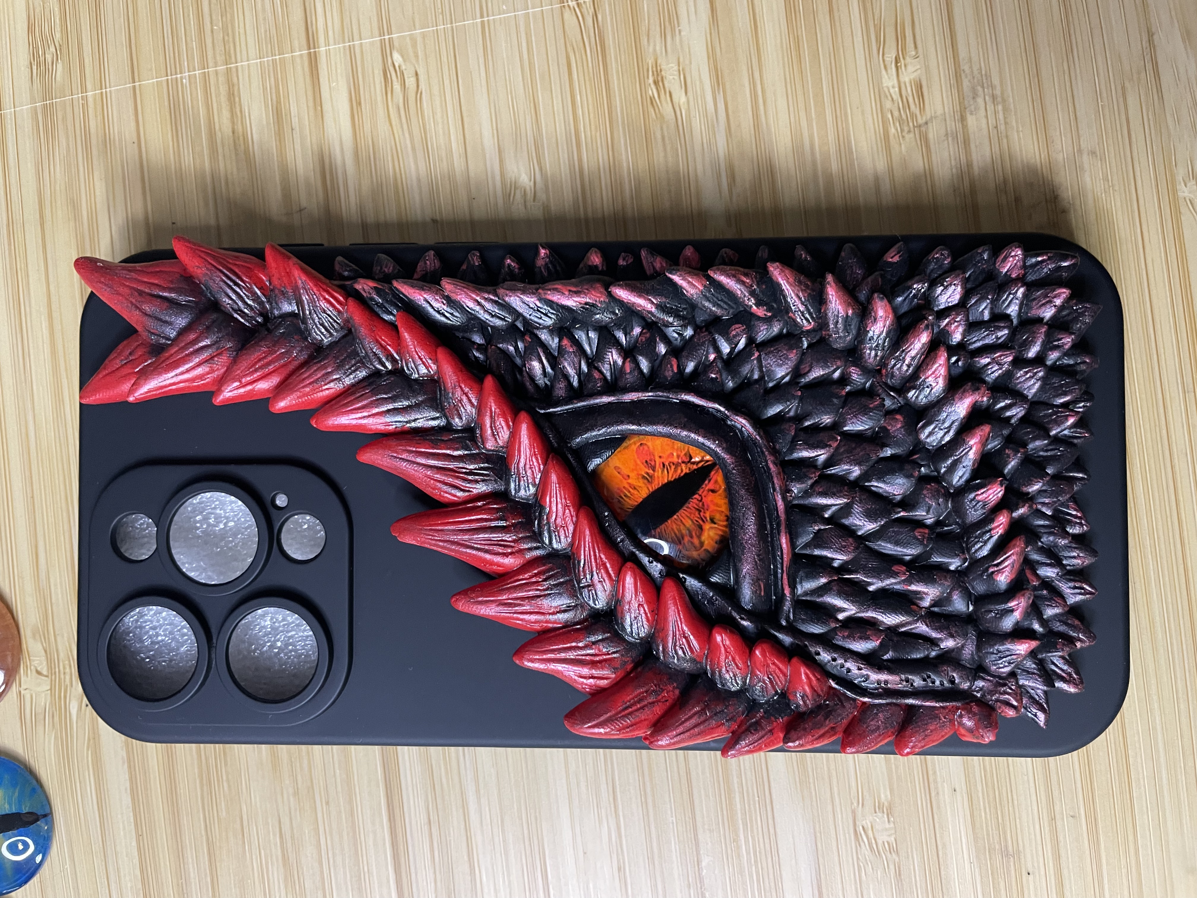 iPhone 14/15/16 ProMax Dragon eye case