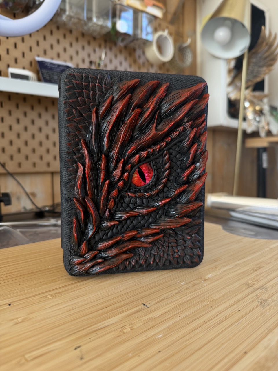 Kindle Paperwhite 12th Gen / Kindle colorsoft signature edition Case