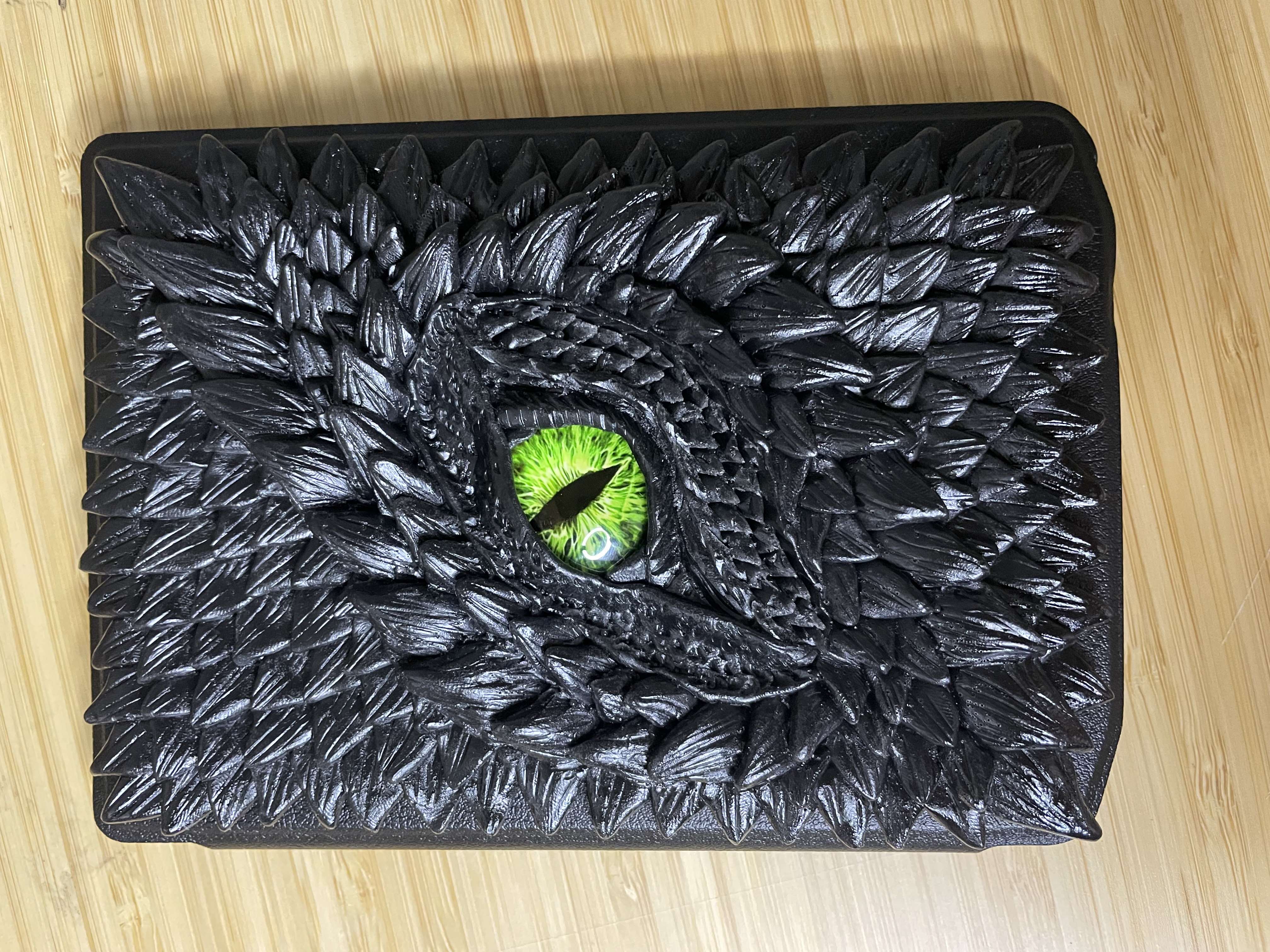 Dragon Eye case for PocketBook Verse Pro PB629/634