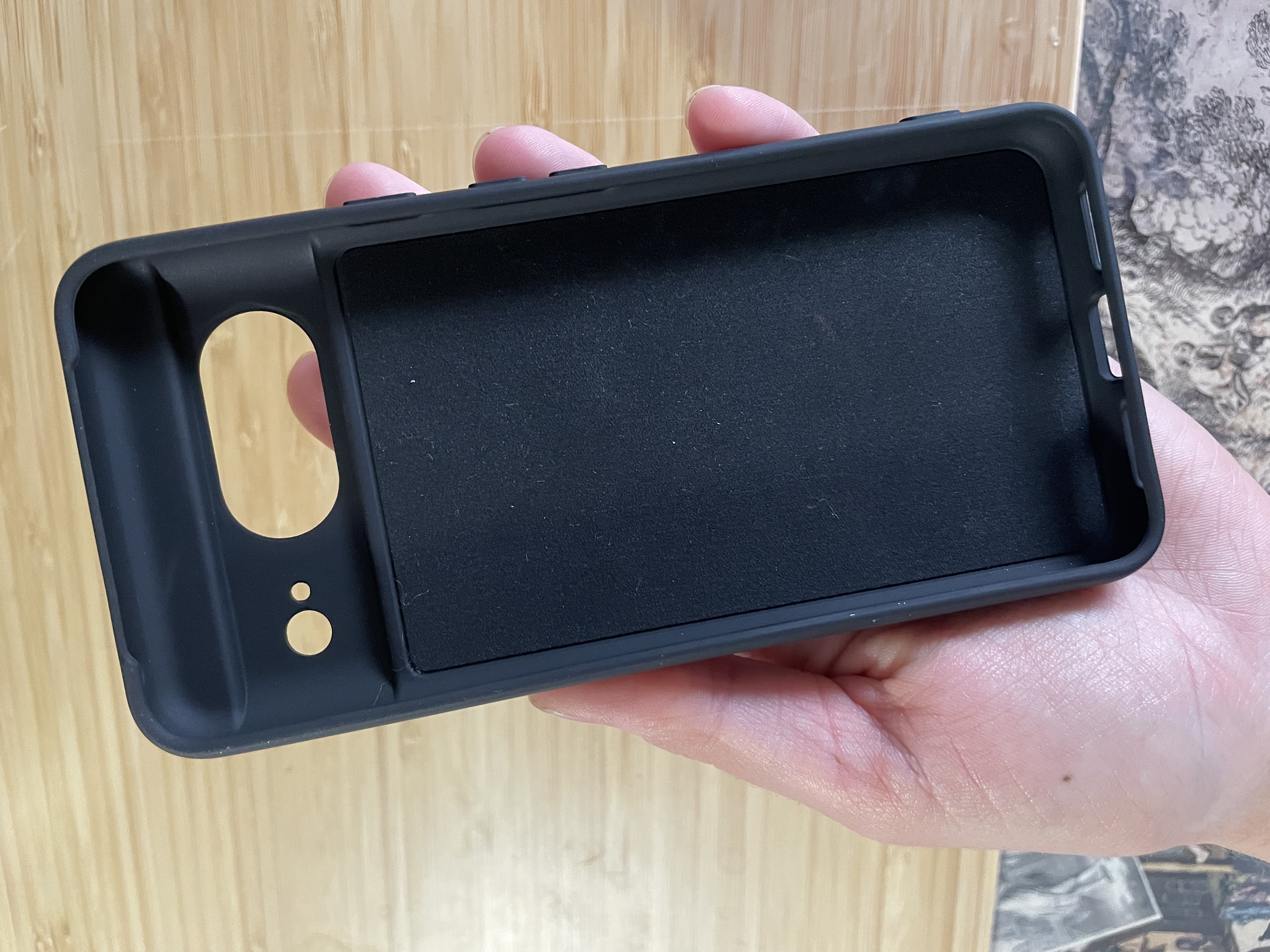 Google Pixel 8 dragon phone case