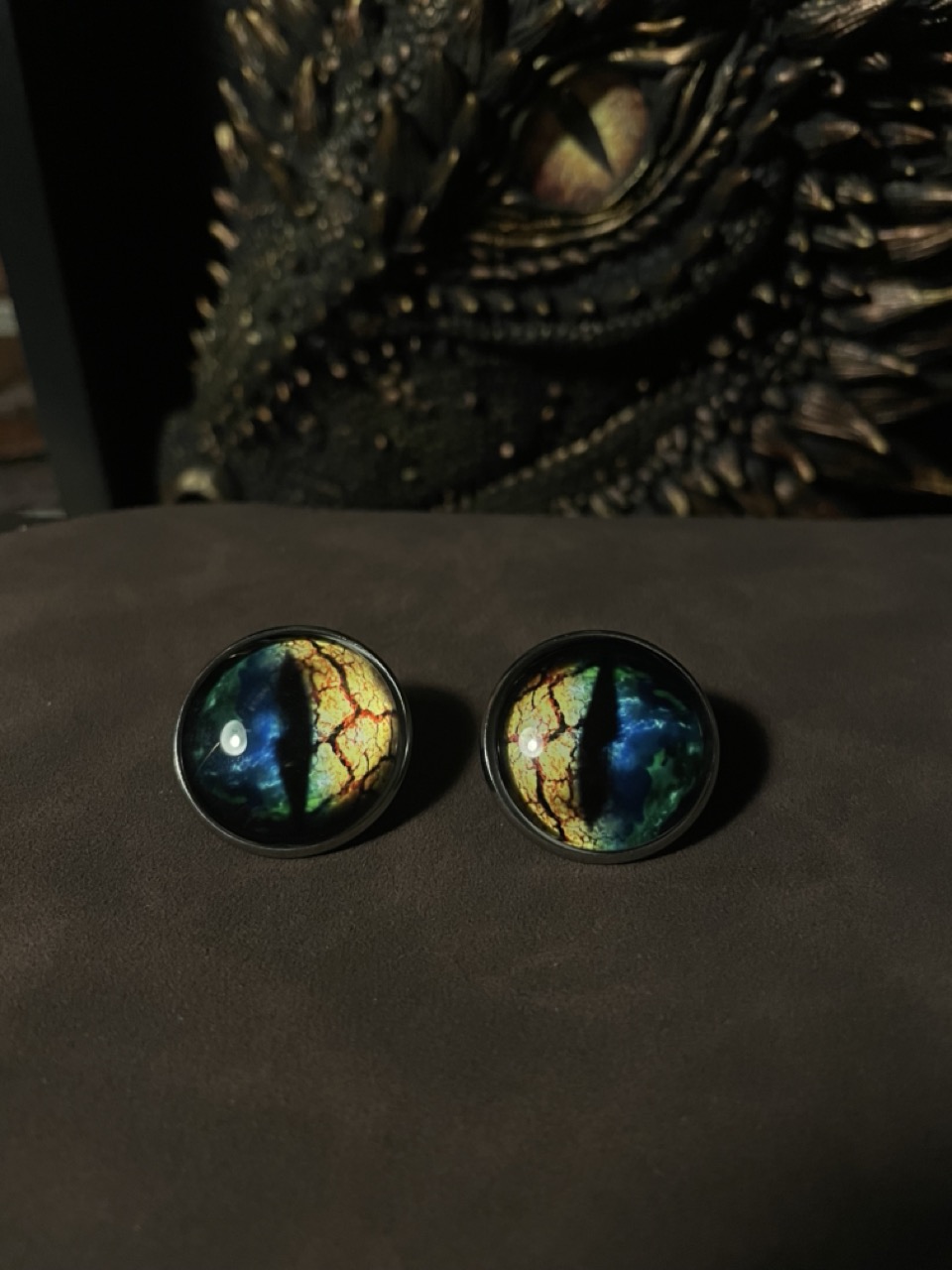 Large Dragon Eye Pin