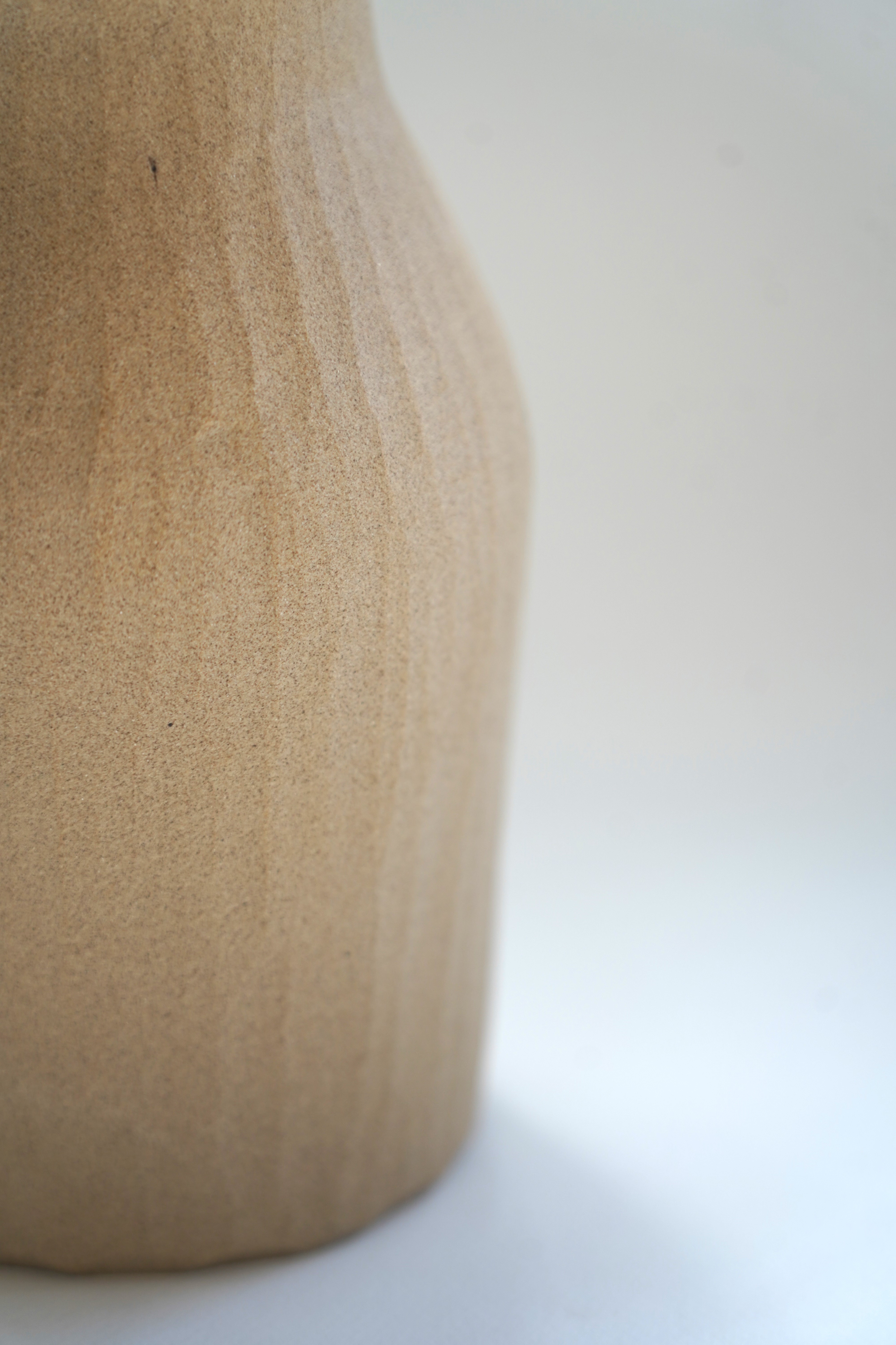 Carafe à eau en Grès caramel