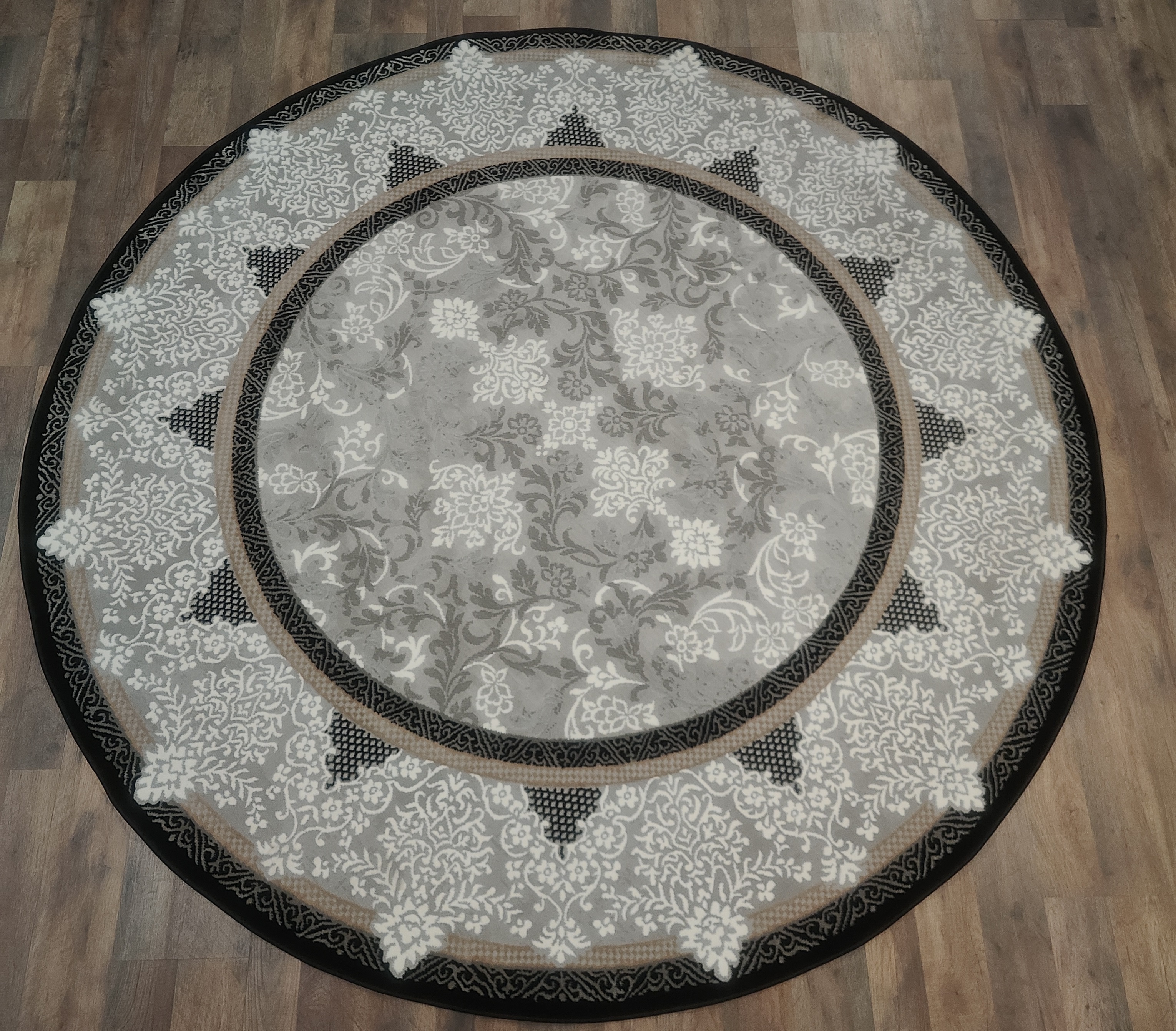 Elegant Round Area Rug 7x7