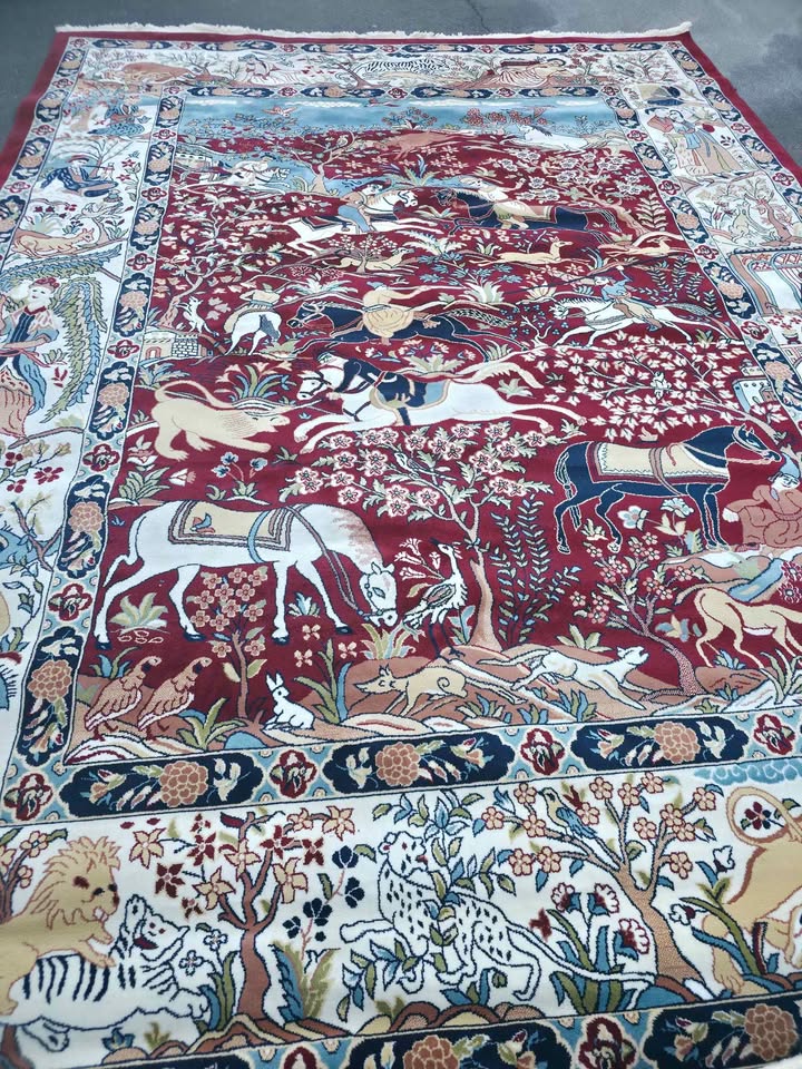 Nain Collection - Persian Style Area Rug Burgundy