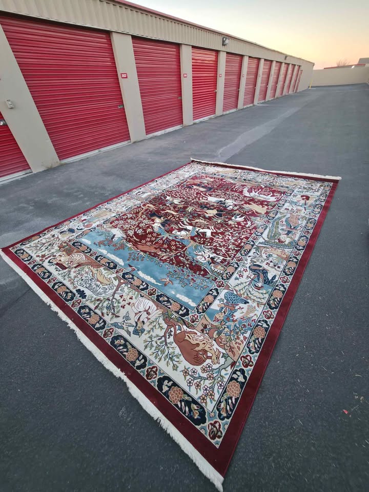 Nain Collection - Persian Style Area Rug Burgundy