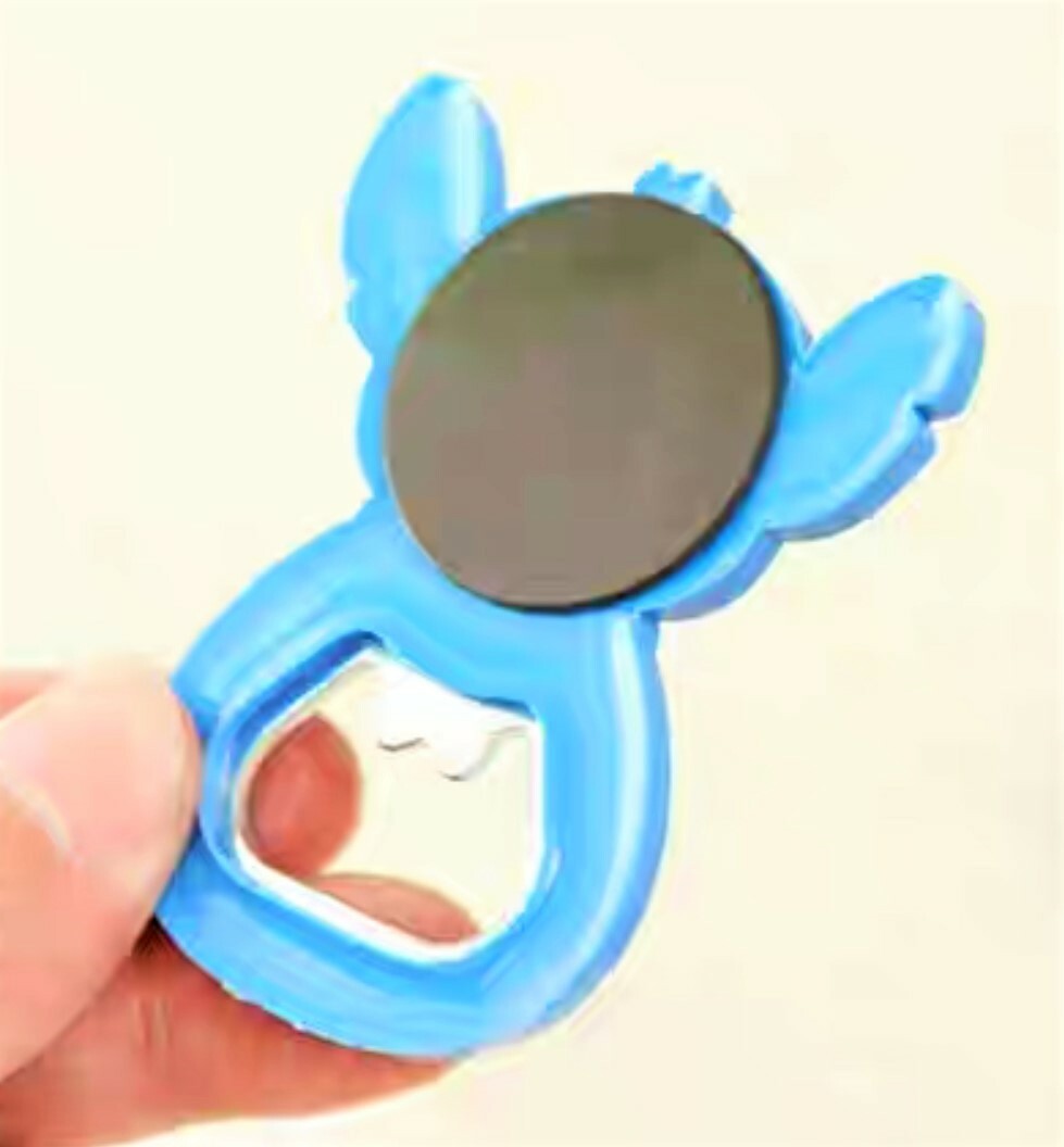 مغناطيس stitch