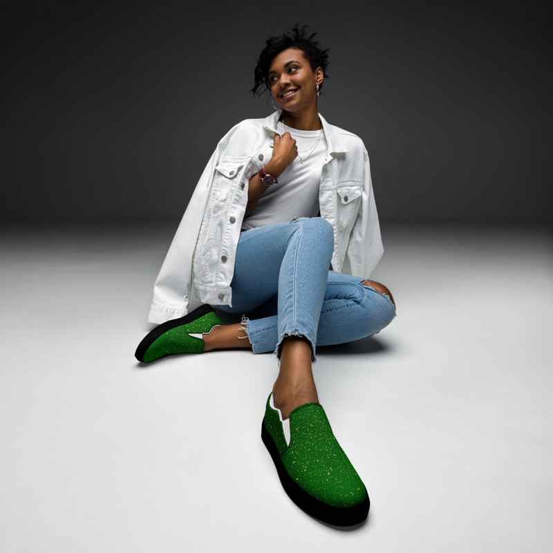 Women’s slip-on canvas shoes