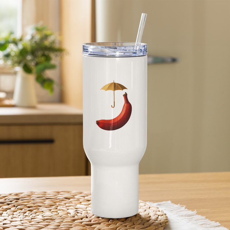 Travel mug with a handle