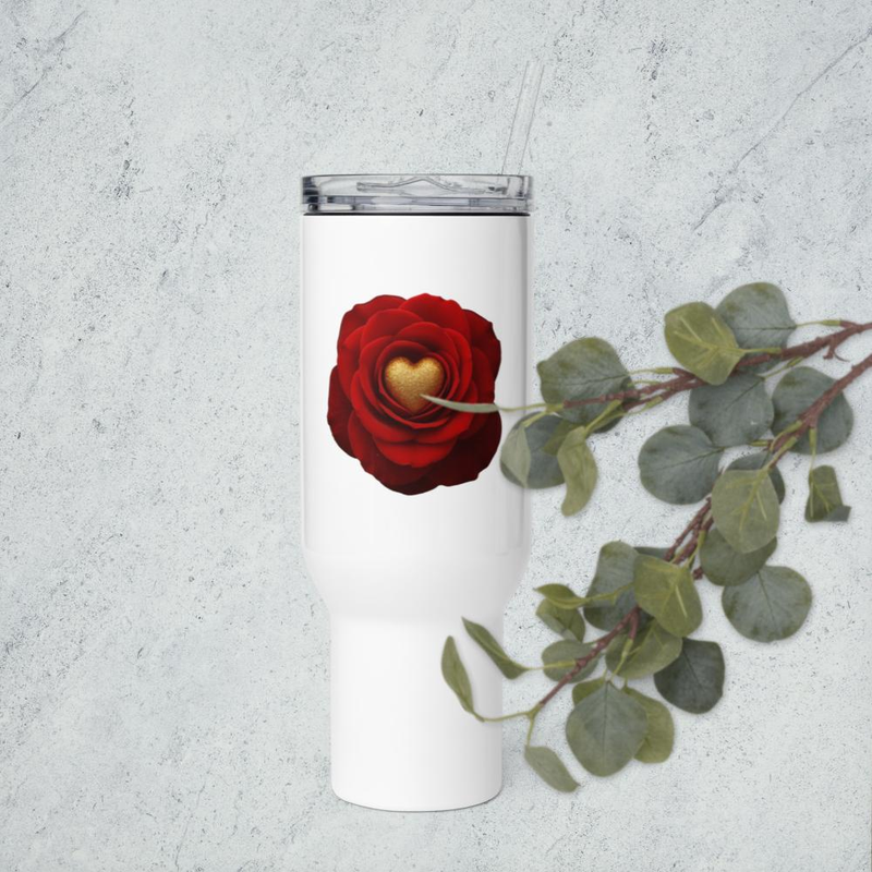 Travel mug with a handle