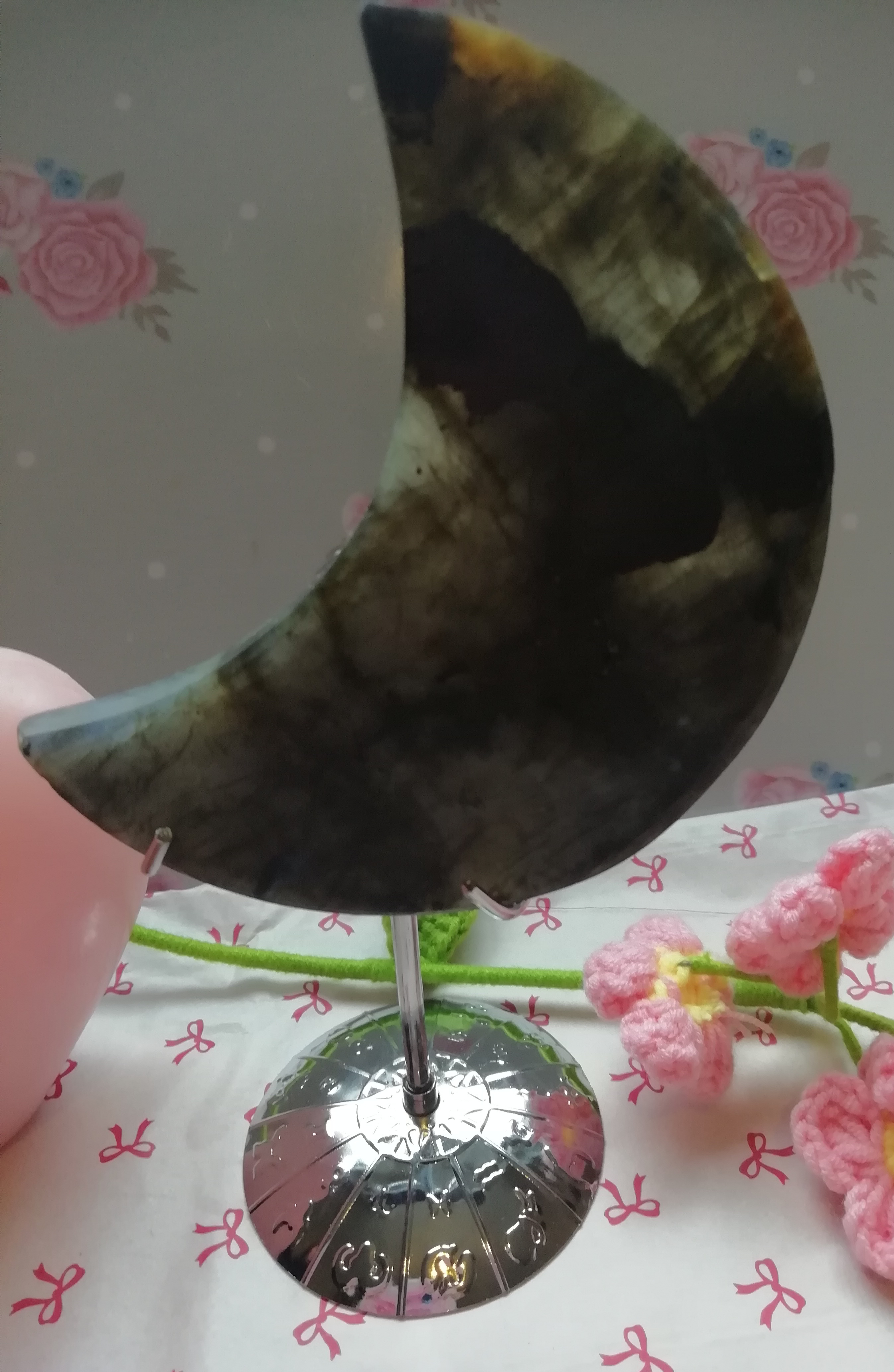 Labradorite Crescent Moon Sculpture L2