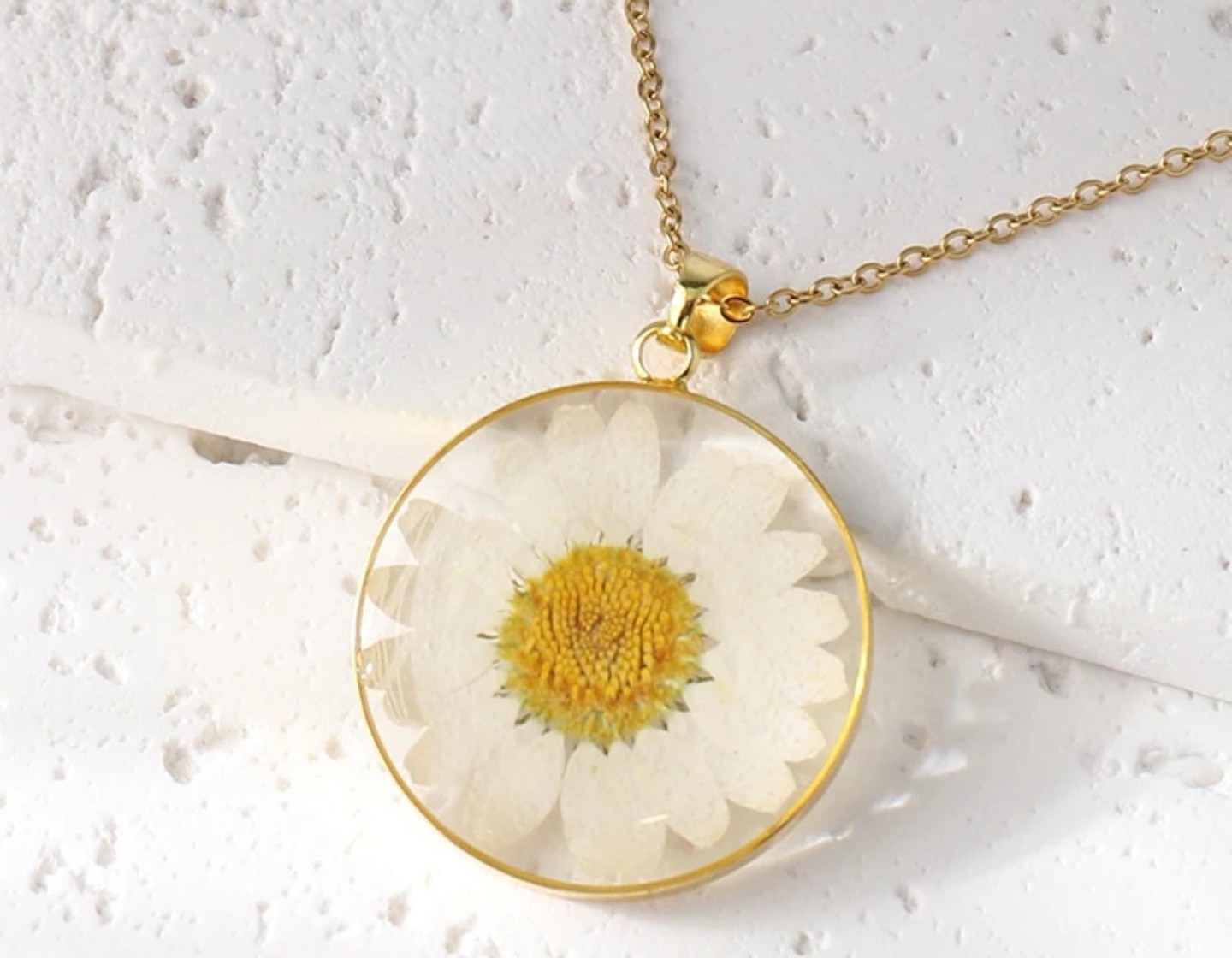 Oxeye Daisy Necklace