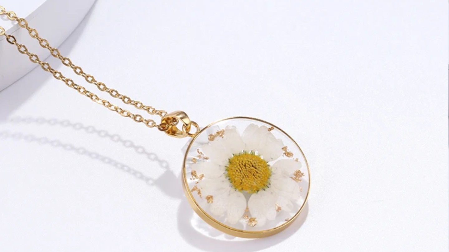 Oxeye Daisy Necklace