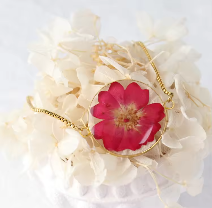 Wild Rose Resin Bracelet – Real Flower Jewelry in Gold Frame