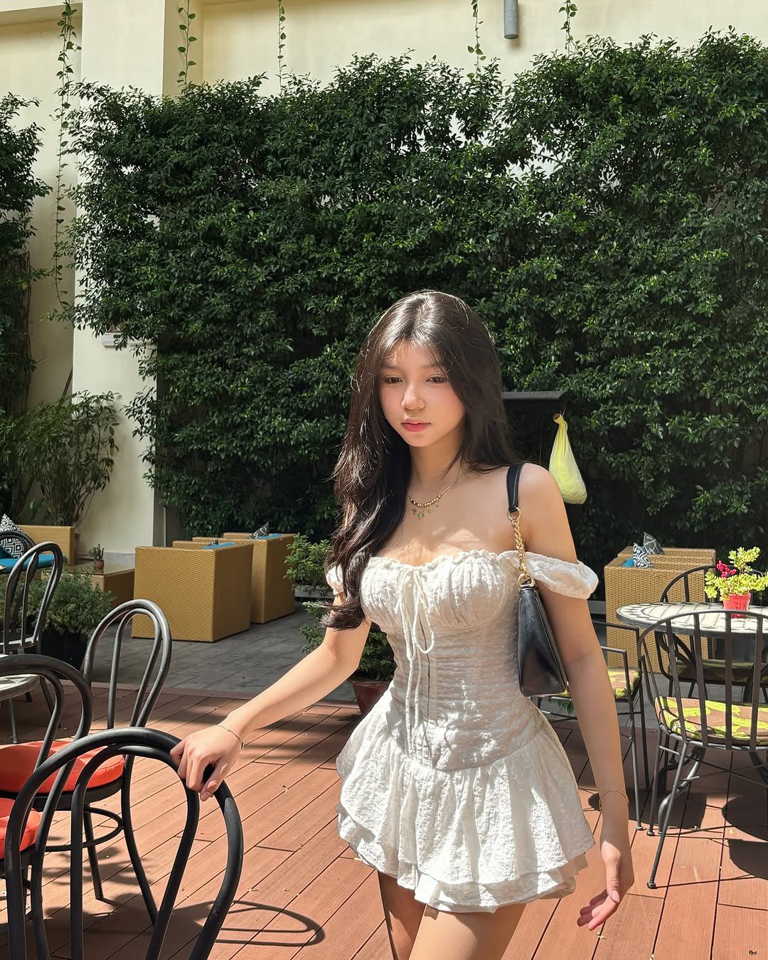 #16